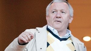 Porumboiu: „Unii jucători nici la satelit nu vor mai ajunge!"