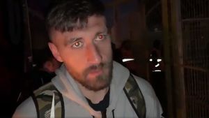 Paul Papp, după eșecul în fața lui Marius Șumudică: „Cu un ochi plâng, cu altul râd. Naționala rămâne un obiectiv pentru mine” | VIDEO