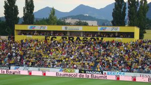 Actele pentru un nou club de fotbal în Brașov au fost depuse! ”Totul va fi pentru ca brașovenii să se identifice cu acest proiect”