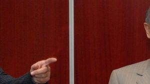 Manea îl atacă pe Copos: "Cei care au permis să se ajungă până aici au distrus clubul!"