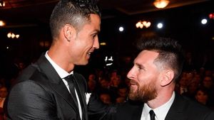 Cristiano Ronaldo sau Leo Messi? Ilie Dumitrescu a ales: „El este jucătorul meu preferat!” | VIDEO EXCLUSIV