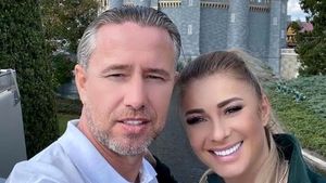 E o realitate paralelă? Anamaria Prodan e convinsă că Laurențiu Reghecampf va renunța: își va părăsi actuala iubită și se va întoarce la ea. „Atunci, nimeni nu va scăpa nepedepsit!” Ce se întâmplă acum la terasele de fițe din București