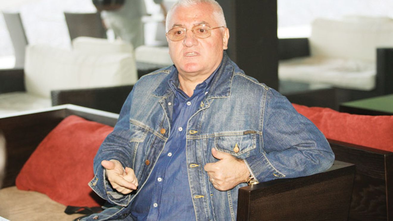 Mitică Dragomir, „curățat" de 800.000 â‚¬!