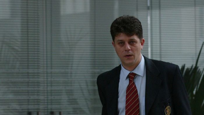 Dan Lăzărescu dă verdictul: "Dacă ținerea a avut loc până pe linia de 16 metri, e penalty"