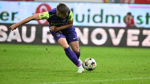 S-a terminat licitația pentru Emerllahu. La ce club ajunge fotbalistul care salvează CFR Cluj. EXCLUSIV