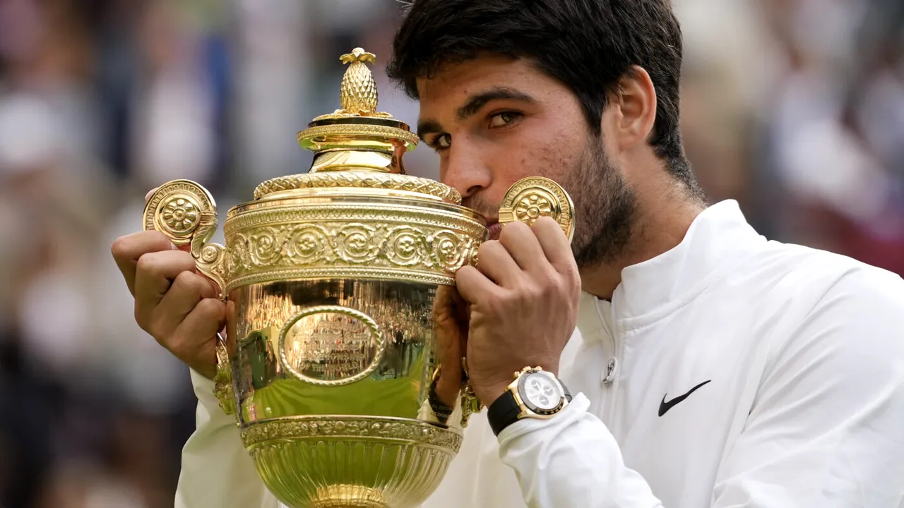 Suma incredibilă pe care a câștigat-o Carlos Alcaraz din tenis până la 20 de ani! A strâns o avere uluitoare și jumătate din cât a făcut Simona Halep în toată cariera ei