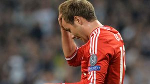 Goetze: "Nu sunt mulțumit că am jucat puțin, sper să recâștig încrederea antrenorului." Bild susține însă că e primul transfer al lui United