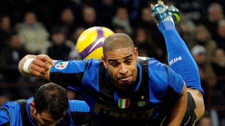 Adriano a venit beat mort la antrenament și a fost dat afară