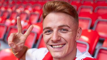 Prezentare de gală pentru românul vândut pe o sumă record la Slavia Praga: „Când am auzit, nu m-am gândit de două ori!”