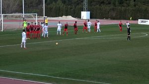 Hibe mari în jocul FCSB. Echipa lui Dică a pierdut cu 3-2 amicalul cu Admira Wacker, apărarea s-a făcut de râs. Cum au jucat "greii" vicecampioanei