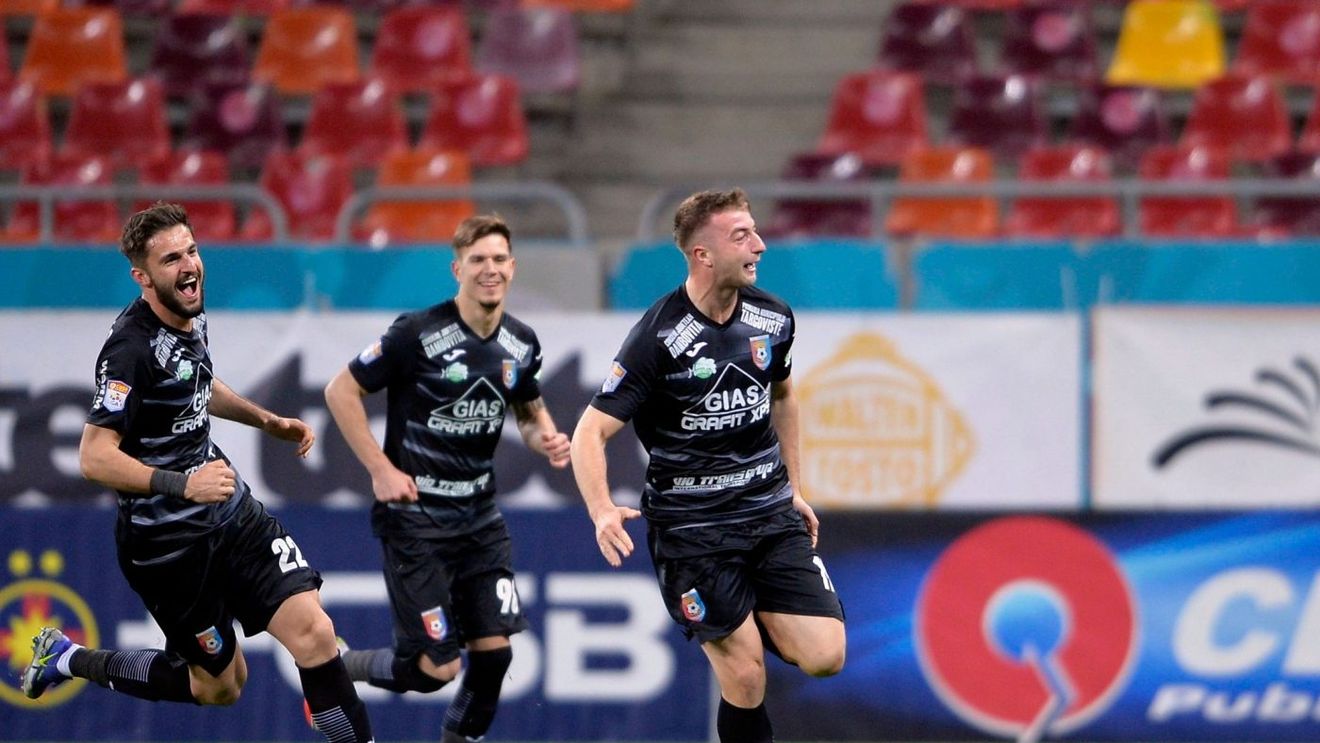 Gol splendid marcat în FCSB - Chindia! Daniel Popa l-a executat pe Andrei Vlad cu un șut în vinclu trimis direct din lovitură liberă! | VIDEO