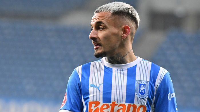 Lovitură pentru Mihai Rotaru şi Universitatea Craiova! Mitică Dragomir a pus 4 fotbalişti din Superliga, dintre care doi fundaşi, peste Alex Mitriță