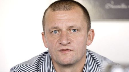 "Am cerut niște hârtii Stelei pe care să le depun la fiscul german"