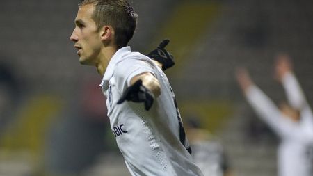 El va fi ultimul transfer al verii pentru Dinamo! Portughezii au făcut anunțul: e așteptat un mijlocaș format de Sporting Lisabona