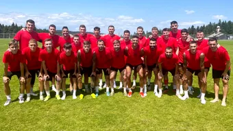 ACSM Reșița a terminat pe plus amicalele din stagiul din Slovenia. Flavius Stoican a numit jucătorii pe care i-a remarcat