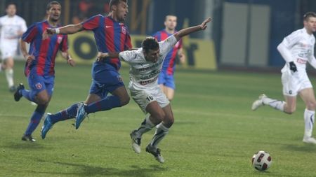 "Moraes era putred și risca să se lase de fotbal"** De ce renunță Steaua la Maicon pentru fostul atacant al Bistriței