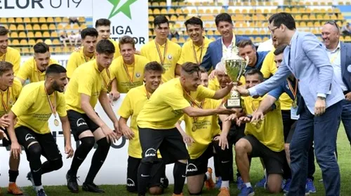 Viitorul a zdrobit-o pe Dinamo, e noua campioană de la Under 19 și Hagi își va măsura forțele cu marile echipe ale Europei în Youth League. Noua senzație a „Regelui” a strălucit. Cât s-a terminat meciul în care constănțenii conduceau doar cu 1-0 la pauză