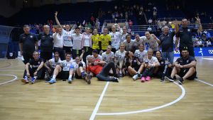 Liga Campionilor | Ne pregătim de o finală Baia Mare - Esbjerg! Formația daneză vine în România cu 13 jucătoare, dar cu o linie de 9 metri strălucitoare, care marchează peste 70% din goluri. Cuvânt de ordine la HCM: CALIFICARE! 