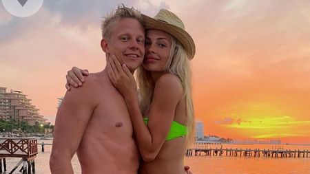 Ce a spus Pep Guardiola despre frumoasa soție a unuia dintre jucătorii săi! Tânăra a dezvăluit totul | GALERIE FOTO