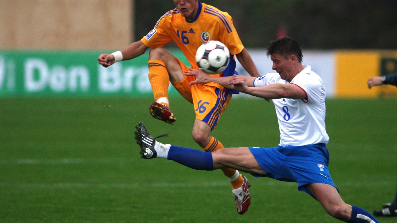 Pițurcă își motivează alegerea:** "De la Rapid puteam să-l iau doar pe Lazăr, dar am soluții pe postul lui!"