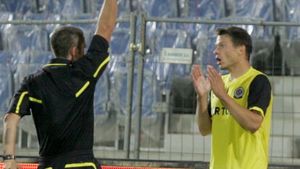 Vezi arbitrii care vor conduce meciurile echipelor românești din Europa League