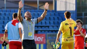 FC Bacău are un parcurs peste așteptări în prima parte a campionatului, dar Costel Enache nu se entuziasmează de locul 4: ”Avem mult de muncă pentru a ne consolida poziția”