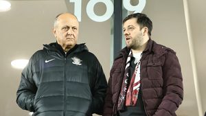 Misteriosul caz al fotbalistului adus cu surle și trâmbițe de Rapid de la Genoa. E „țeapă” pentru Dan Șucu atacantul pe care Gigi Becali l-a „ratat” de puțin?