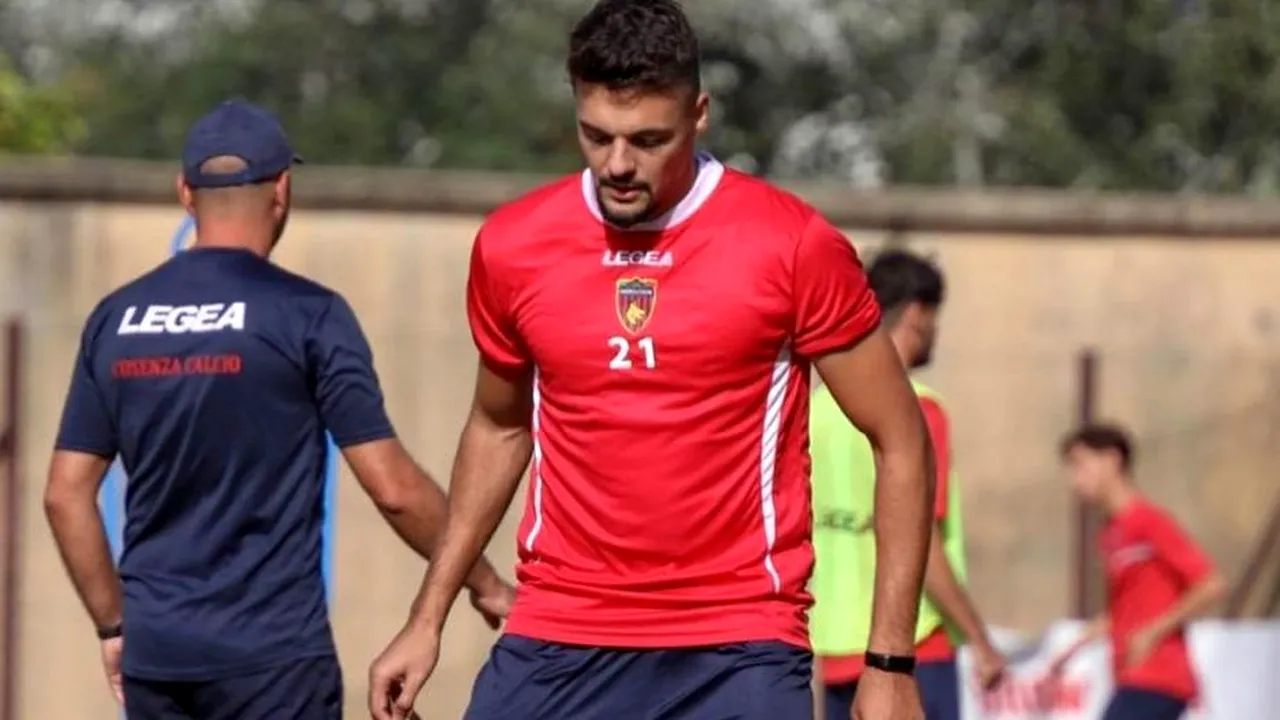 Adrian Petre face un compromis pentru a reveni în Liga 1, la UTA Arad: „Va renunța la o sumă foarte mare de bani”