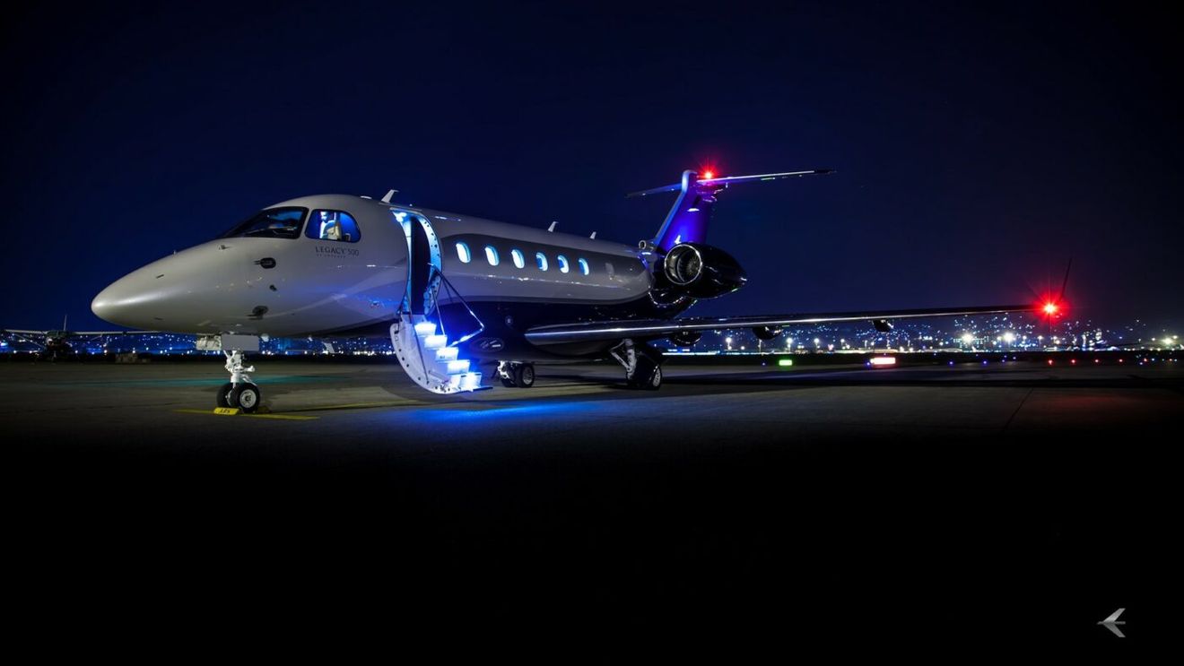 „Masă, șampanie, balerine. 6-7 mașini blindate”. Cel mai bogat om din Ucraina l-a primit ca pe un nabab pe milionarul român