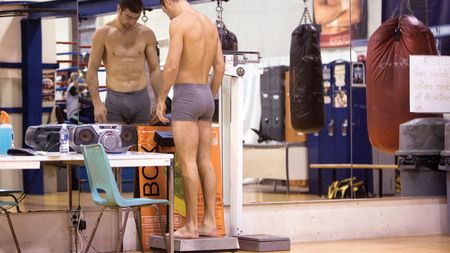 Bute și-a tras "cântar inteligent"