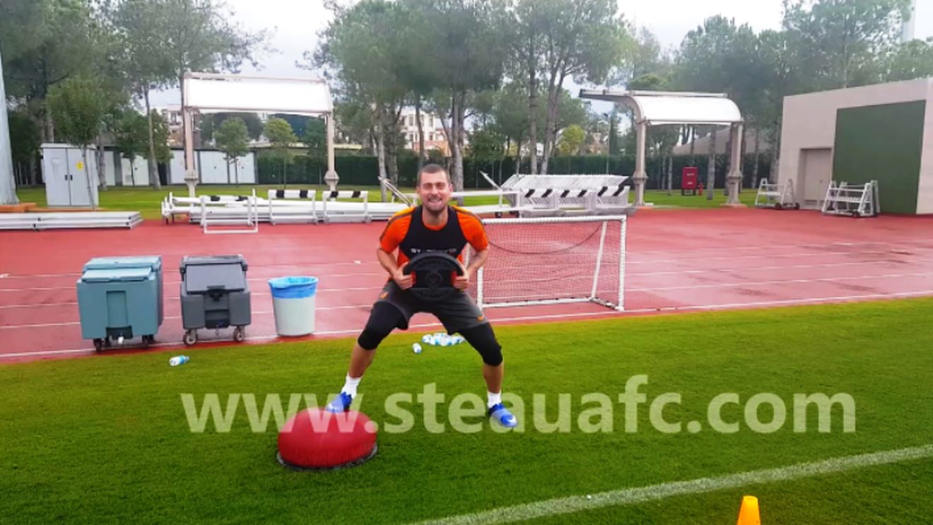 VIDEO | Tamaș, singurul jucător vesel la antrenamentele FCSB din Antalya. Echipa lui Reghe face antrenamente atipice în Turcia. Programul complet al meciurilor amicale

