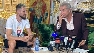 Cum a contribuit Meme Stoica la transferul lui Bogdan Rusu! Oficialul FCSB i-a făcut „reclamă” atacantului