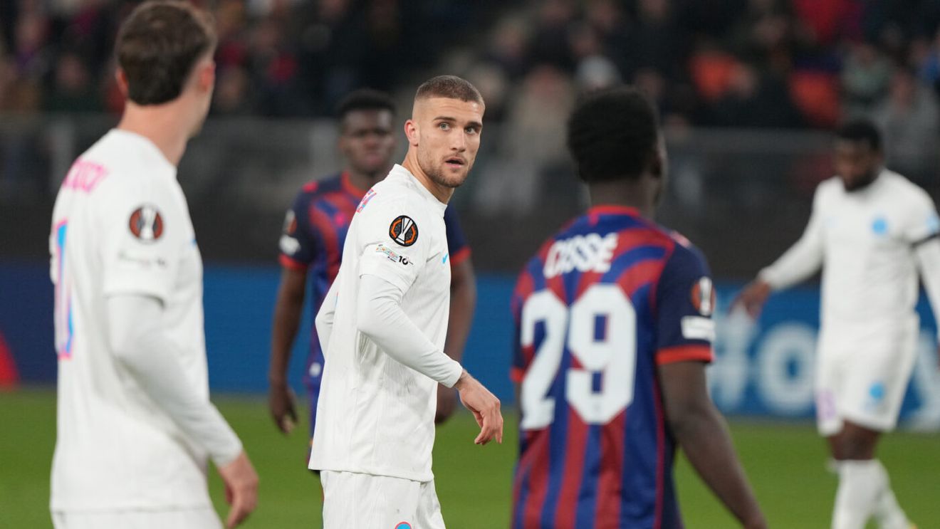 Daniel Bîrligea, dezlănțuit la interviu după dezamăgirea din Basel - FCSB 3-1: „E greu așa, puteam mult mai mult! Sunt supărat”