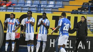 Cum a reacționat Poli Iași după ce a aflat că partida cu Academica Clinceni se poate disputa duminică: „Noi dorim să jucăm!”