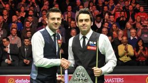 În control. Ronnie conduce după două sesiuni ale finalei Mondialului de snooker: O'Sullivan - Selby 10-7. Ronnie n-a pierdut nicio finală în carieră la Crucible