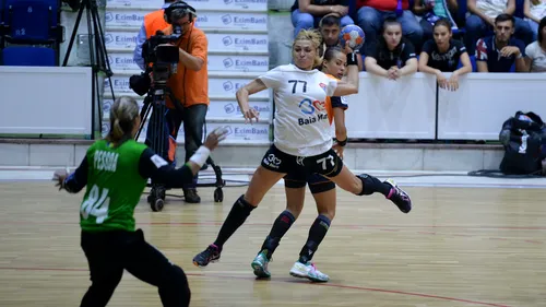 Titlul, Europa și evitarea retrogradării! Campionatul de handbal feminin se reia cu obiective importante pentru toate cele 14 echipe 