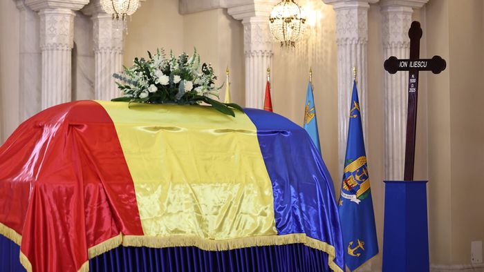 L-au sfidat după moarte! Ce au făcut fotbaliștii Timișoarei în timpul momentului de reculegere pentru Ion Iliescu