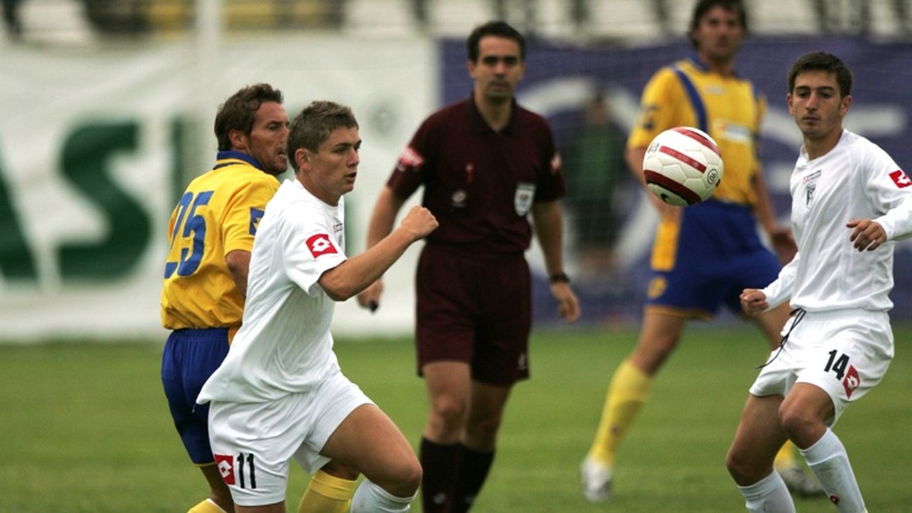 Sebi Tudor: "Golurile se dau și de la distanță"