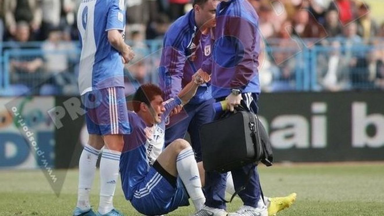 Florin Costea a plecat la recuperare în Olanda: "Sper să revin cât mai repede pe teren!"