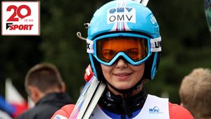 #20pentru20 | Daniela Haralambie zboară spre recorduri naționale: "Am avut tupeu, încredere în mine, iar antrenorii au știut foarte bine cum să mă învețe să alunec bine, cum să sar bine și cum să fiu în siguranță"