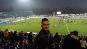 "Ce s-a întâmplat cu el!?" Prăbușirea șocantă a "puștiului-minune" considerat noul Cristiano Ronaldo la United, în 2009. Unde l-au "descoperit" acum englezii