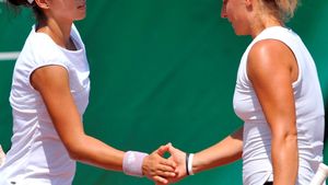 Duel românesc în Maroc! Raluca Olaru vs Sorana Cârstea în semifinale la dublu!