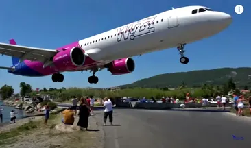 “Cea mai joasă aterizare din istorie”. Aterizarea șocantă a unui avion Wizz Air i-a îngrozit pe turiștii britanici