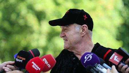 Gigi Becali, anunț bombă despre venirea lui Marius Șumudică la FCSB! De ce i-ar fi mai bine să antreneze la el decât la FC U Craiova: „Eu îi zic să mai schimbe, să facă echipa, dar la Mititelu e militărie!” | VIDEO