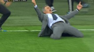 Mou, criticat dur după bucuria "specială" de la finalul meciului cu City:** "Așa compensează psihopatul frustrarea că a fost 'petardă' pe teren"