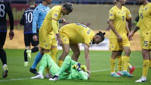 „Jurnaliștii kosovari s-au urcat pe mese”. Comentatorii români, uluiți după tripla ratare din minutul 29 al meciului România - Kosovo