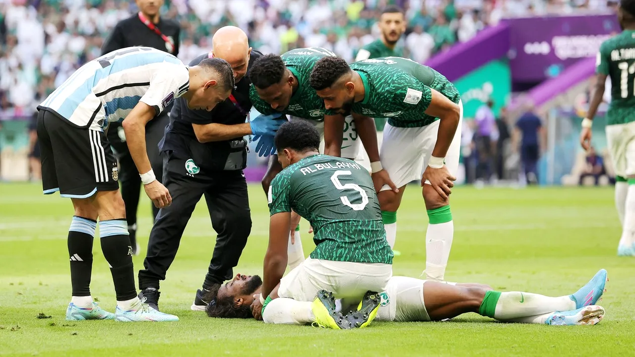 Imagini șocante după Argentina - Arabia Saudită: fractură facială pentru jucătorul de la Campionatul Mondial din Qatar care a fost operat de urgență