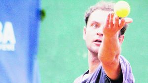 BRD Năstase Țiriac Trophy începe azi!** Sabău forțează pătrunderea pe tabloul principal în fața campionului din 2005