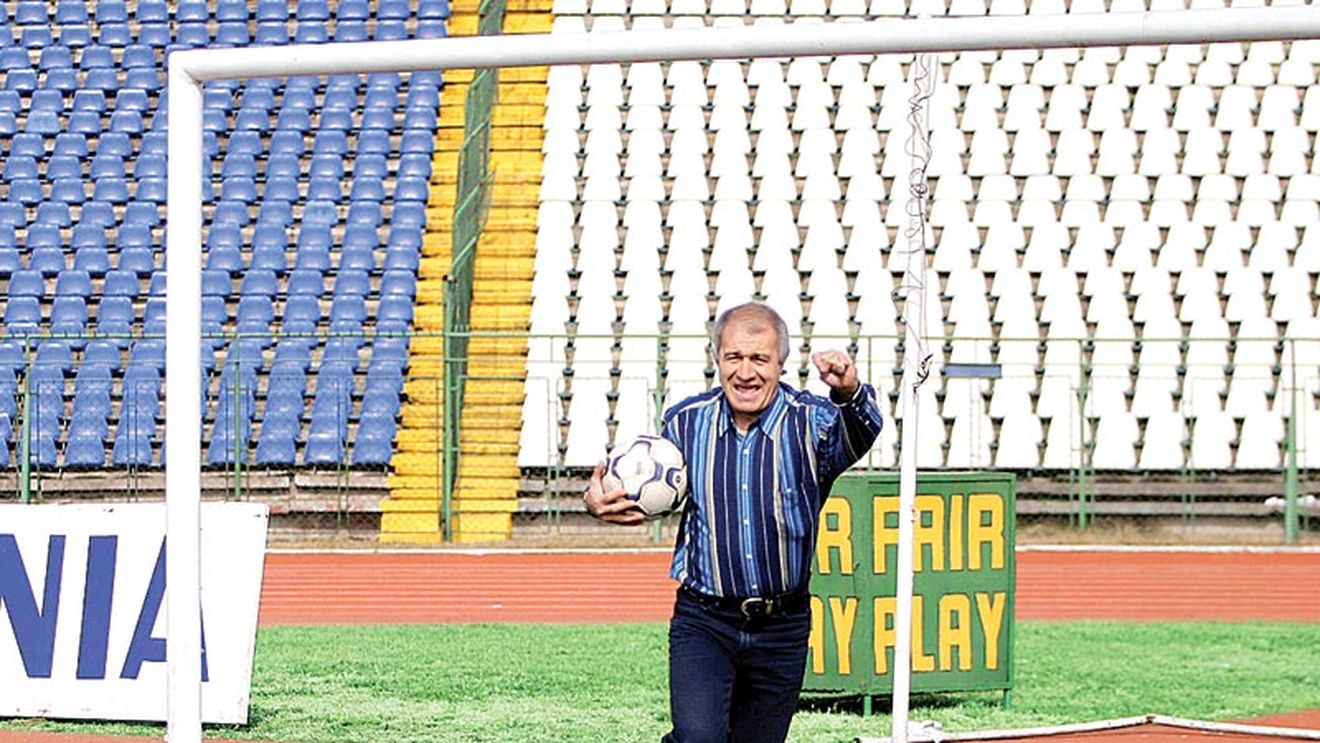 „Negrila, fundasul Negrila...extraordinar!"