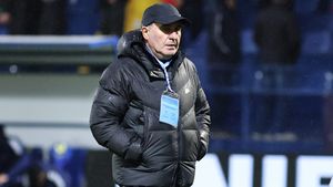 "Nu că a zis nea Mircea, mamă, ce noutate". Gică Hagi a reacționat după ce selecționerul Lucescu i-a cerut lui Ianis Hagi să plece de la Rangers